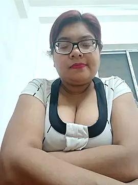 Elie Hallway online show from 12, 2, 2026