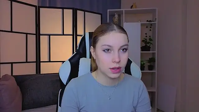 Snapshot of JadwigaTagliavia chatting on 3, 2, 2026 JadwigaTagliavia online show from 3, 2, 2026