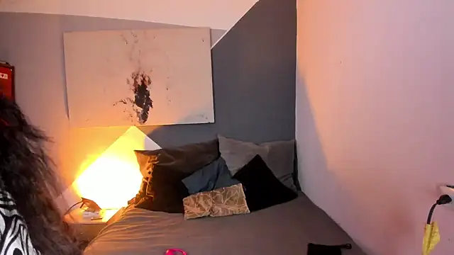 nova scarlett online show from 4, 3, 2026