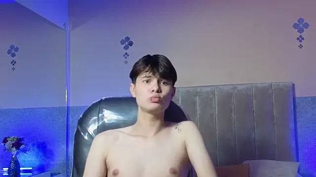 Snapshot of Derek_Sinn chatting on 1, 3, 2026 Derek Sinn online show from 1, 3, 2026