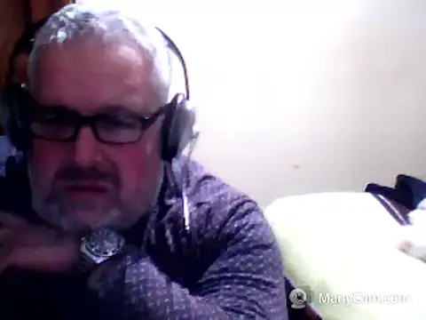 Snapshot of swichcassanesi chatting on 25, 4, 2026 swichcassanesi online show from 25, 4, 2026