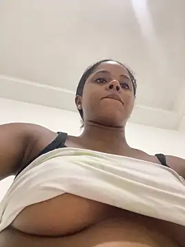 LIA PARKERR online show from 27, 5, 2026