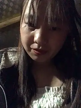 Snapshot of honeyyy110 chatting on 8, 2, 2026 honeyyy110 online show from 8, 2, 2026