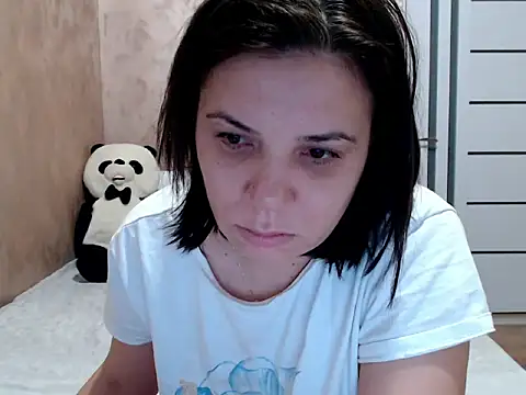 Snapshot of LorraGrey chatting on 7, 2, 2026 LorraGrey online show from 7, 2, 2026