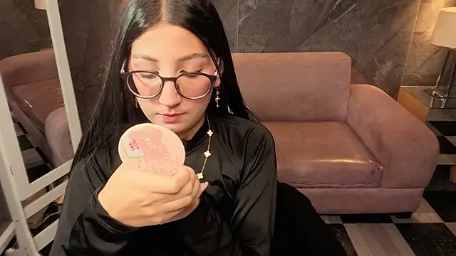 Sophie jones b online show from 18, 2, 2026