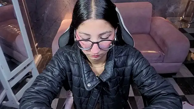 Sophie jones b online show from 28, 2, 2026