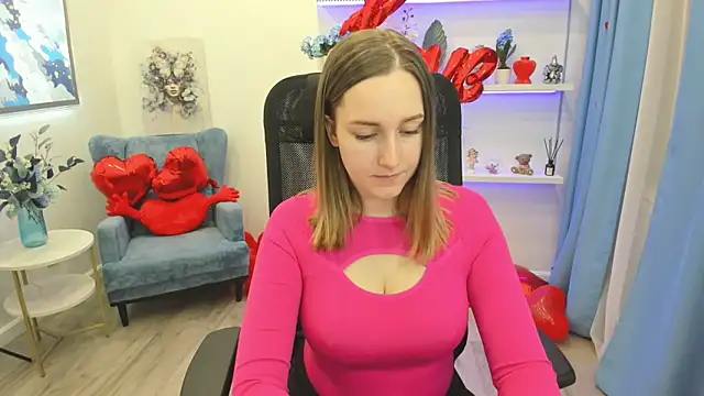 Snapshot of CaseyTerini chatting on 8, 2, 2026 CaseyTerini online show from 8, 2, 2026