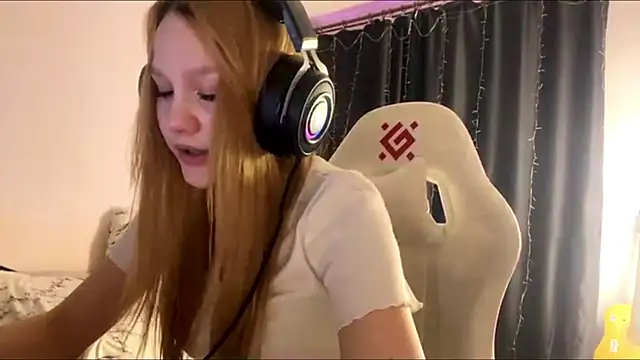 axin burnell online show from 2, 4, 2026