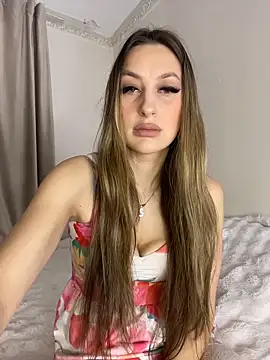 Snapshot of Alyxra chatting on 15, 4, 2026 Alyxra online show from 15, 4, 2026