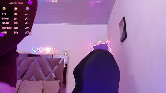 ZAYRA TAY online show from 6, 3, 2026