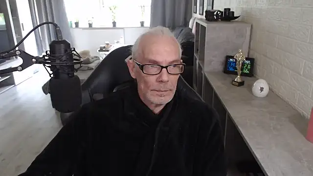 Snapshot of KoelnKoeln chatting on 14, 5, 2026 KoelnKoeln online show from 14, 5, 2026