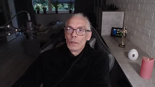 Snapshot of KoelnKoeln chatting on 18, 5, 2026 KoelnKoeln online show from 18, 5, 2026