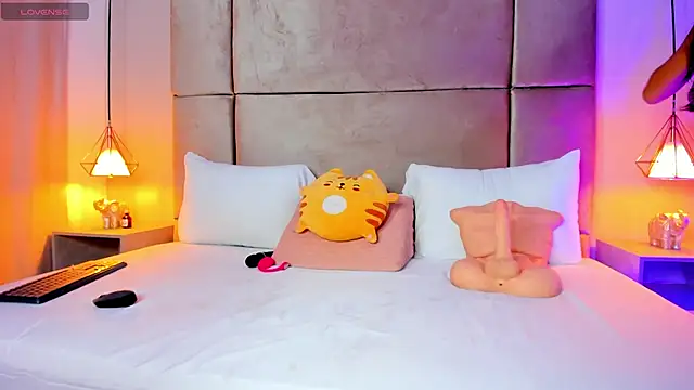 Snapshot of Zafiro11_ chatting on 23, 2, 2026 Zafiro11 online show from 23, 2, 2026