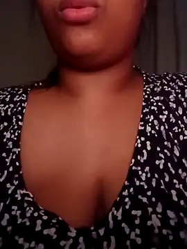 M eduardabigcurvyplus online show from 3, 3, 2026