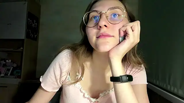 Miaaa Moon online show from 1, 7, 2026