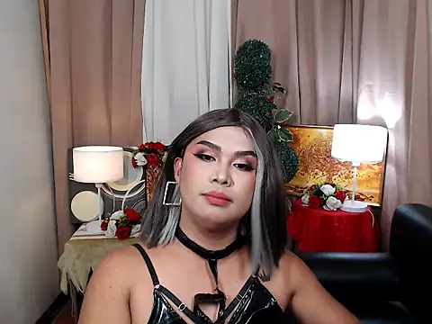 QueenAlisonfoxx online show from 16, 3, 2026