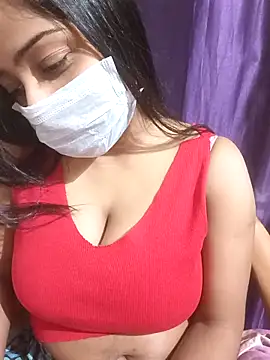 Snapshot of MidnightVibes_ chatting on 4, 2, 2026 MidnightVibes online show from 4, 2, 2026