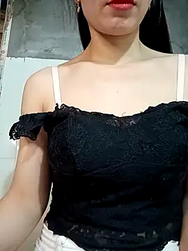 Snapshot of Vyvvyy69 chatting on 12, 2, 2026 Vyvvyy69 online show from 12, 2, 2026