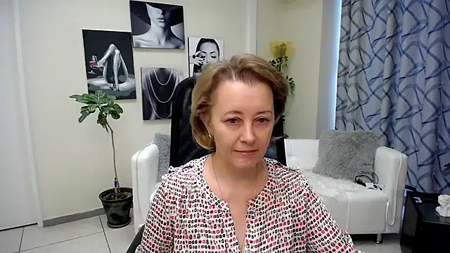 Snapshot of MONA_W chatting on 8, 2, 2026 MONA W online show from 8, 2, 2026