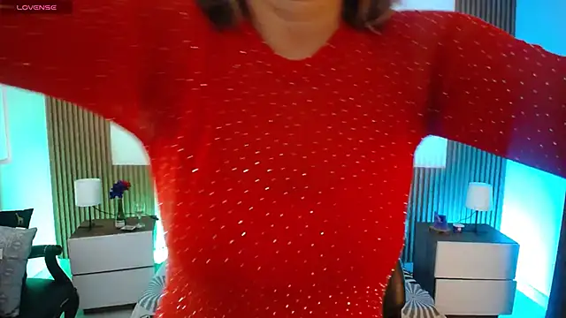 Snapshot of milfsecret69 chatting on 6, 6, 2026 milfsecret69 online show from 6, 6, 2026