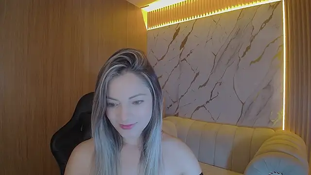 Snapshot of sofia_nova_tf chatting on 11, 2, 2026 sofia nova tf online show from 11, 2, 2026