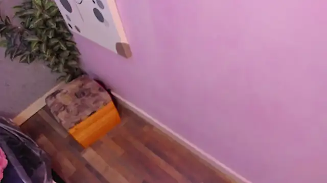 Snapshot of lil_miia chatting on 25, 2, 2026 lil miia online show from 25, 2, 2026