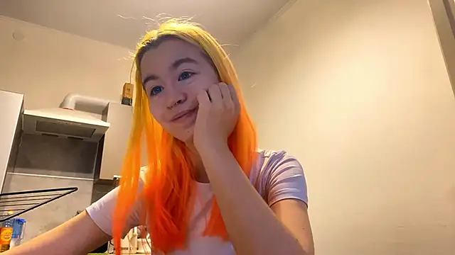 Snapshot of EmilyHein chatting on 2, 2, 2026 EmilyHein online show from 2, 2, 2026