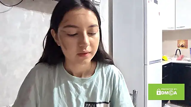 ZyntraLoom online show from 25, 2, 2026