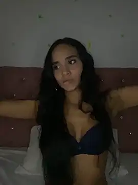 Maria x Alejandra online show from 3, 5, 2026