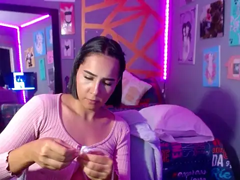 Evelyn lovers  online show from 17, 4, 2026