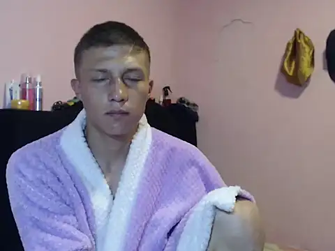 Snapshot of Cronos_Hot_8 chatting on 28, 2, 2026 Cronos Hot 8 online show from 28, 2, 2026