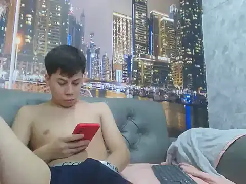 santiago xxxcol online show from 15, 4, 2026