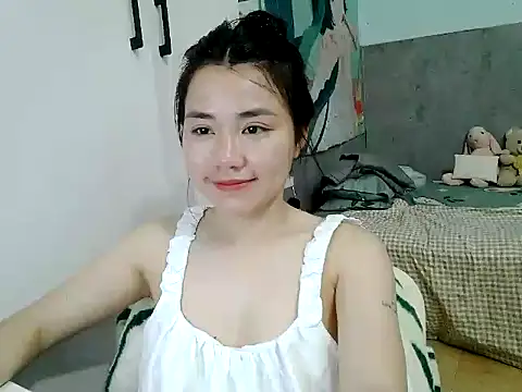 Amy8386 online show from 8, 4, 2026