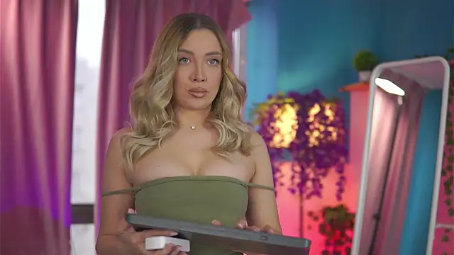 Snapshot of NadyaBlue chatting on 2, 3, 2026 NadyaBlue online show from 2, 3, 2026