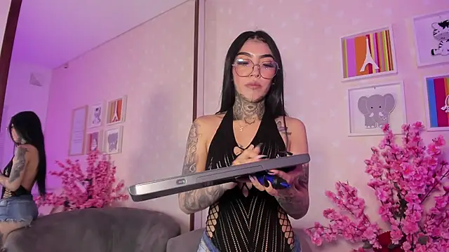 Ashley Blum  online show from 15, 3, 2026