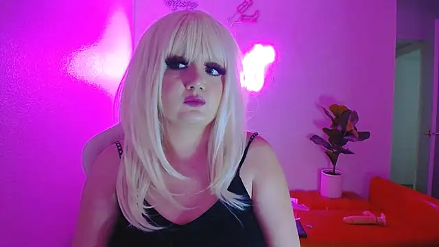 Snapshot of groovynights chatting on 13, 2, 2025 groovynights online show from 13, 2, 2025