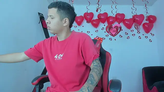 Steven and Camilo18 online show from 12, 2, 2026