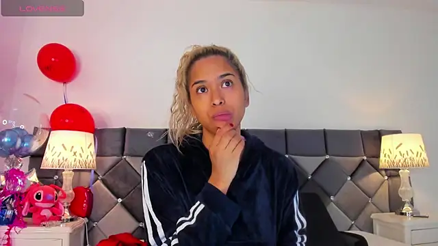 Snapshot of _Giorgiina_ chatting on 14, 2, 2026 Giorgiina online show from 14, 2, 2026