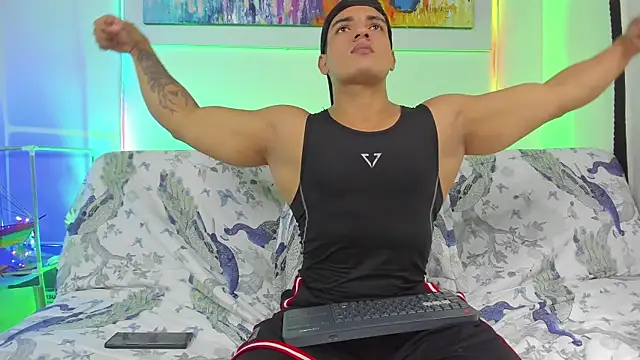 jhon nicolas online show from 27, 4, 2026