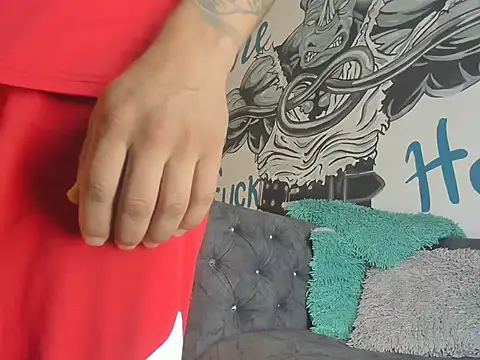 Snapshot of justinBigcock555 chatting on 4, 2, 2026 justinBigcock555 online show from 4, 2, 2026