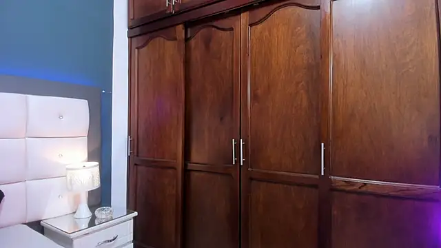 Snapshot of RED_VIOLETH chatting on 2, 2, 2026 RED VIOLETH online show from 2, 2, 2026