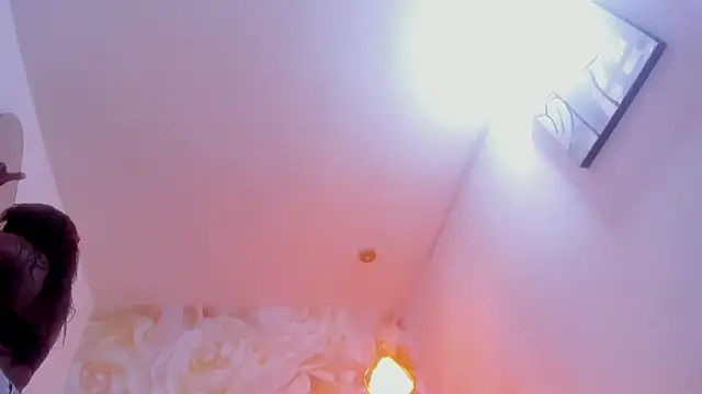 Snapshot of nylaroyale_cr chatting on 8, 2, 2026 nylaroyale cr online show from 8, 2, 2026