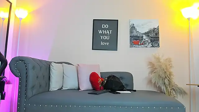 victoriazans online show from 6, 3, 2026