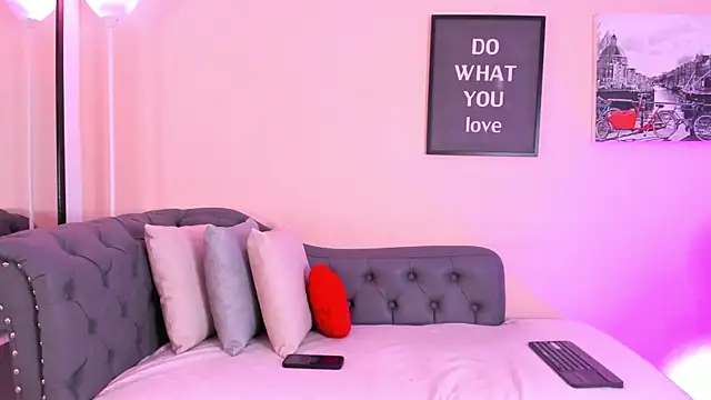 victoriazans online show from 1, 4, 2026