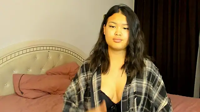 luna yum online show from 14, 2, 2026