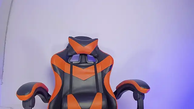 Senpai Lover  online show from 11, 3, 2026