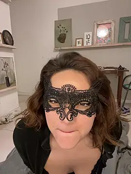 honeymuse online show from 4, 7, 2026
