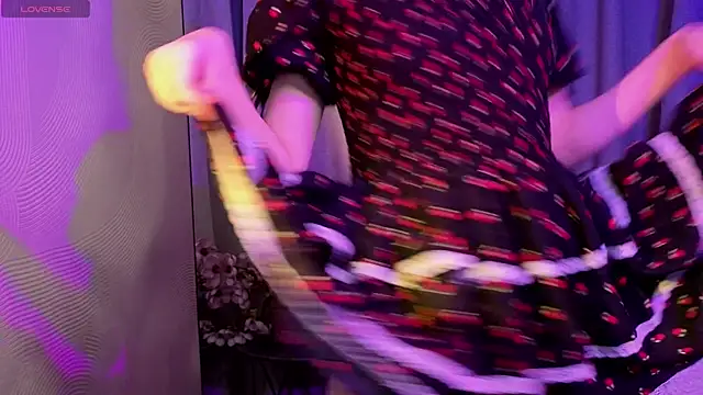 NicoleLuxe online show from 1, 3, 2026