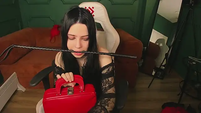 madam inferno online show from 6, 2, 2026