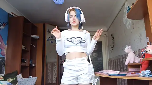 KathernSaulters online show from 3, 2, 2026